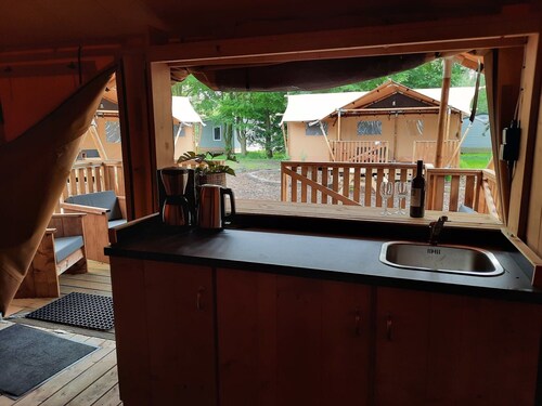 Nice Tent Lodge Near Amsterdam