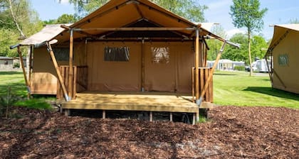 Nice Tent Lodge Near Amsterdam