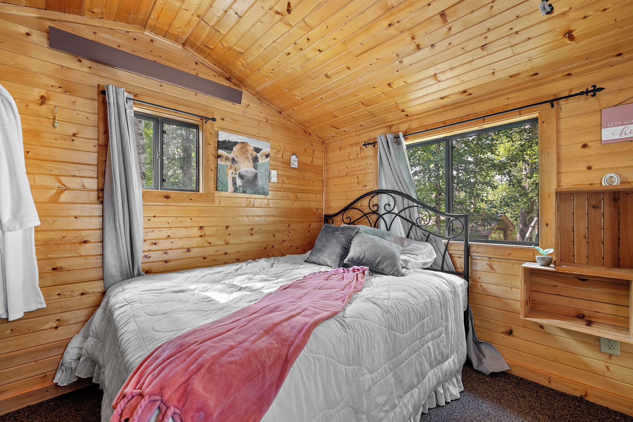 Scenic Black Hills Cabin Near Historic Main Street!