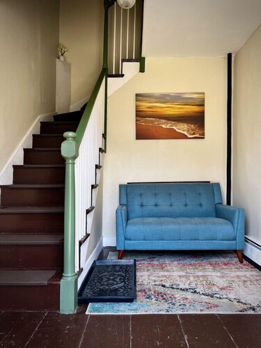 Cozy Providence Stay!