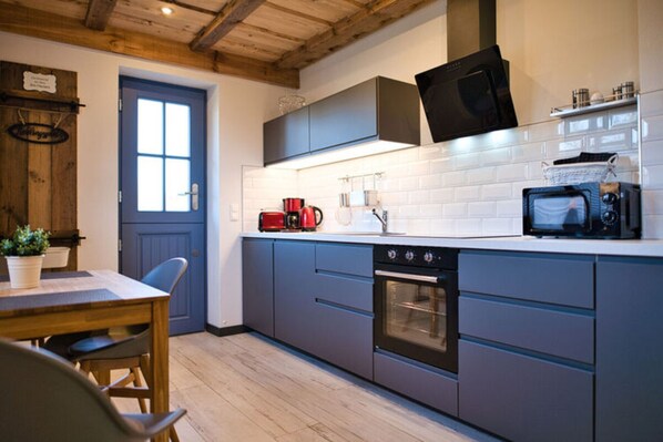 Private kitchen - Baltic Sea Barn \"otto\" (Luessow)