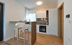 Fridge, microwave, oven, dishwasher