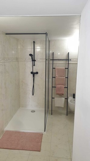 Shower, bidet