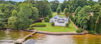 Relaxing Lakefront Home with Brand New Dock and Immaculate Vibes