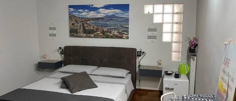 1 bedroom, WiFi, bed sheets