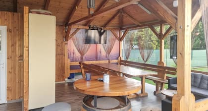 Amazing home in Velika Mlaka with WiFi