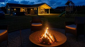 Terrace/patio - Awesome home in Tarm with WiFi (Tarm)