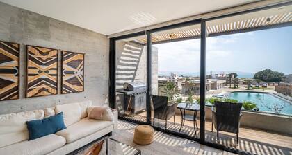 Cozy flat with sunset view on the bay, next to the National Reserve for 4 people