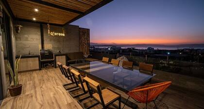 Comfy Rooftop Apartment with Ocean view min away from Paracas National Reserve