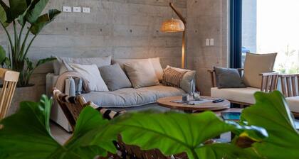 Cozy flat w/ Balcony View on the Lagoon, 5min from Kite Point & National Reserve