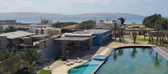 Cozy & Classy flat in Paracas Bay with Balcony View on the Saltwater Lagoon