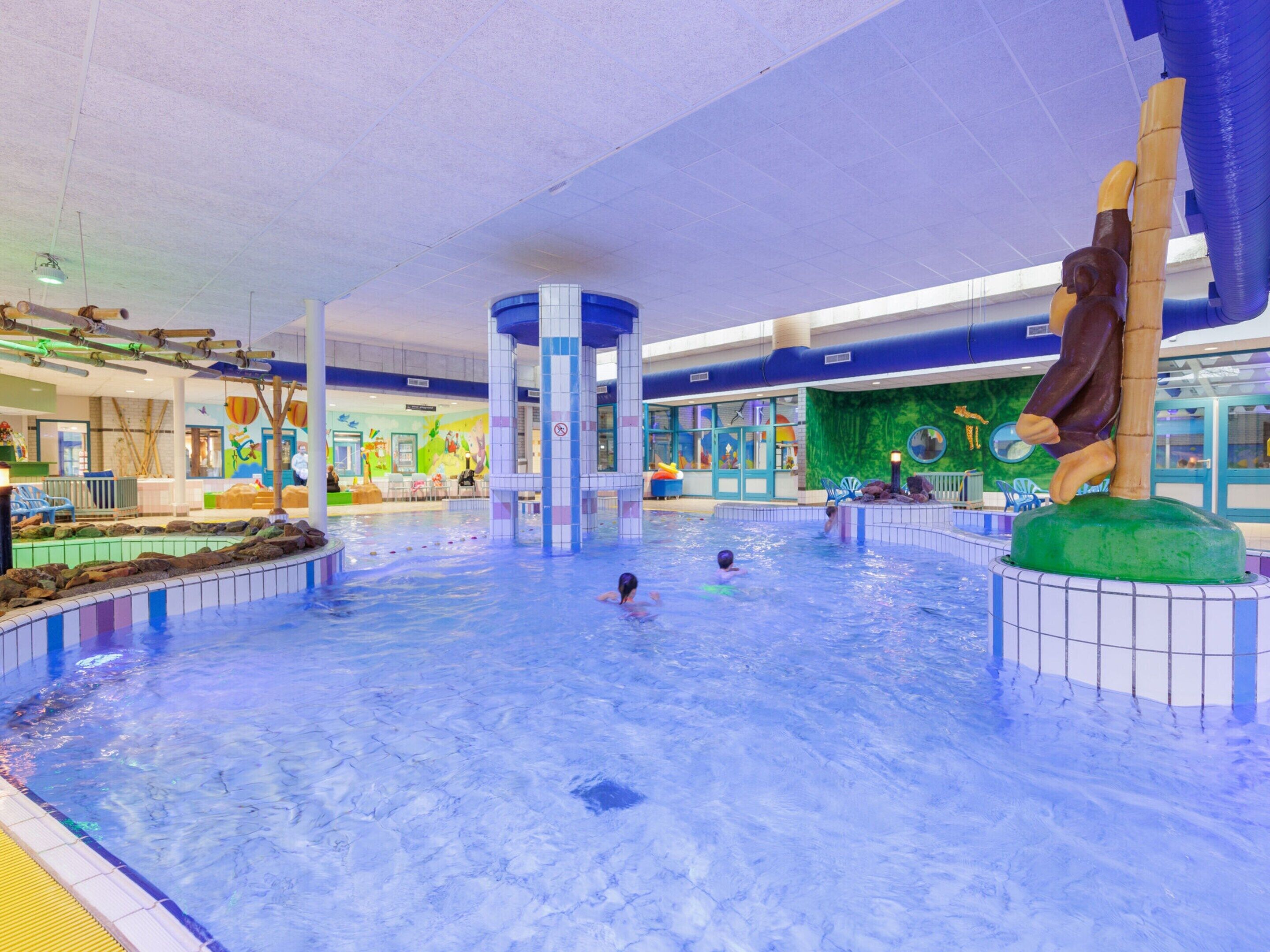 Tent | Pool | Outdoor pool