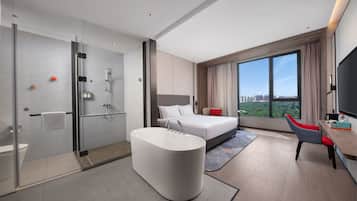 Habitación estándar, 1 cama de matrimonio grande, bañera (Extra Floor Space) | Ropa de cama de alta calidad y escritorio
