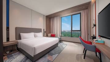 1 King Standard City View | Premium bedding, desk, laptop workspace, blackout drapes