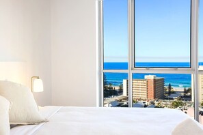 1 habitación, tabla de planchar con plancha, cuna de viaje y wifi 