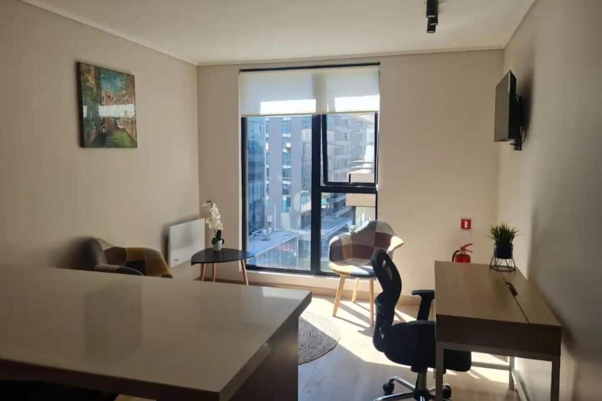 Office Room Standard | In-room safe, laptop workspace, blackout curtains, iron/ironing board