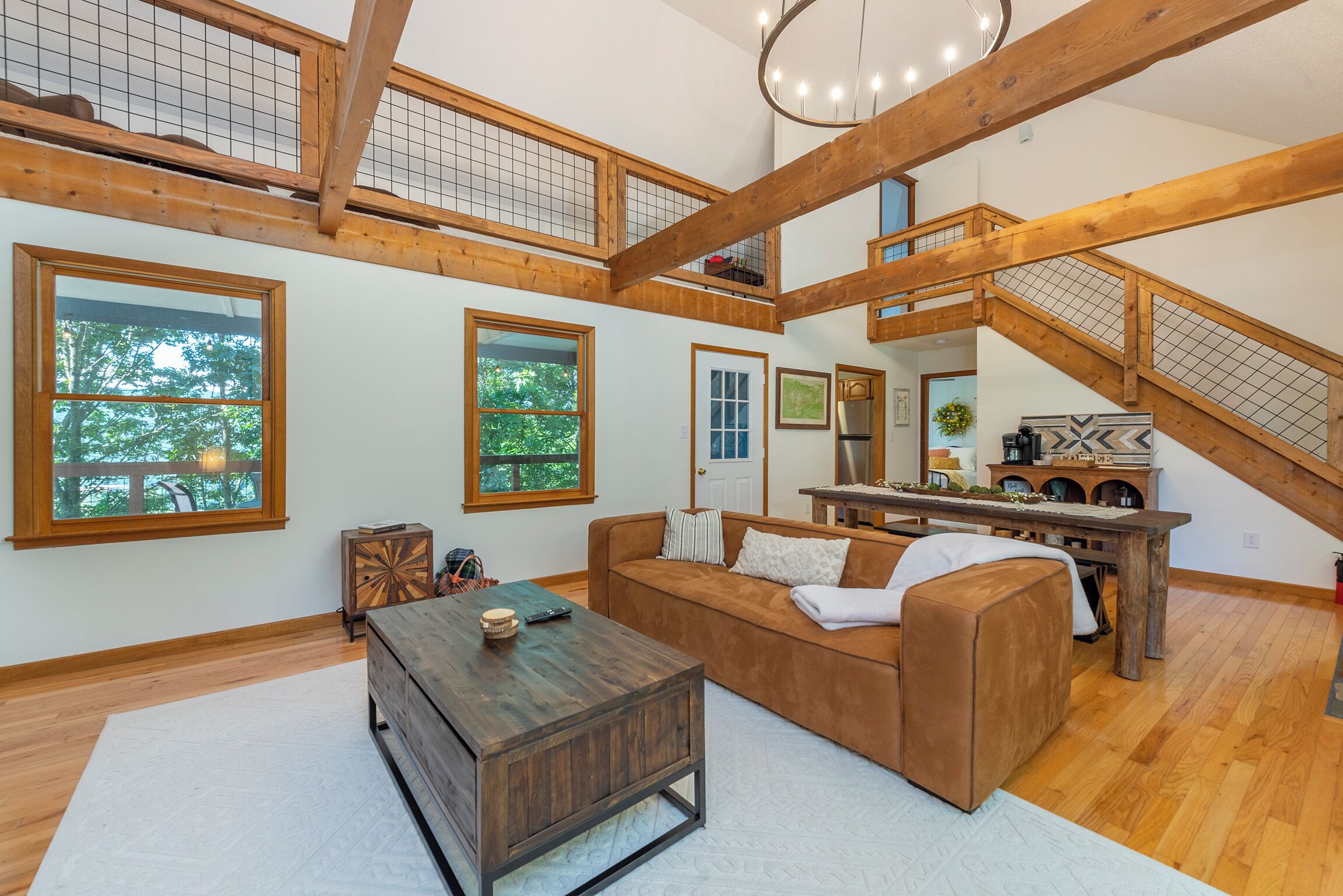 Smart TV, fireplace, table tennis