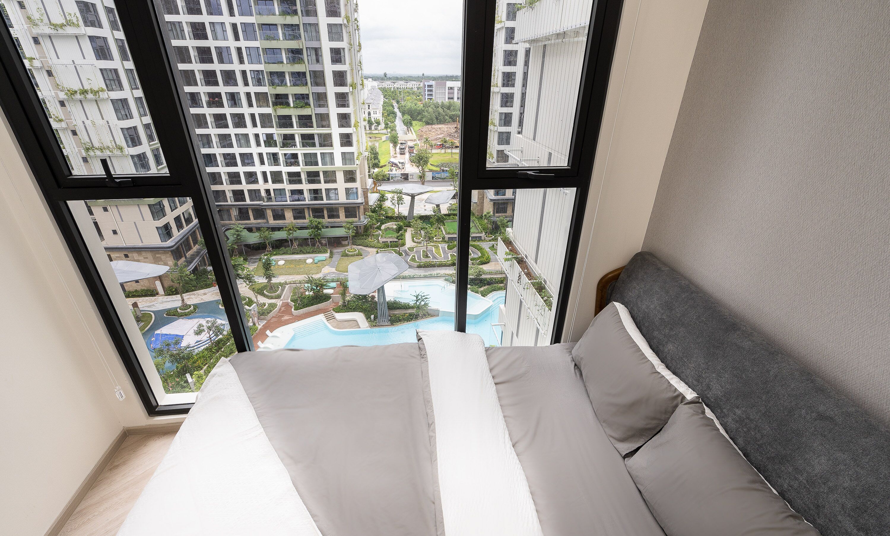 Luxury Apartment, 2 Bedrooms, Non Smoking | 2 bedrooms, blackout curtains, free WiFi