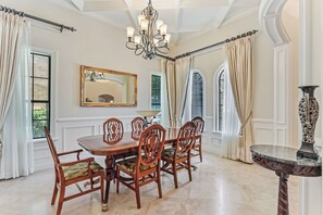 تناول الطعام