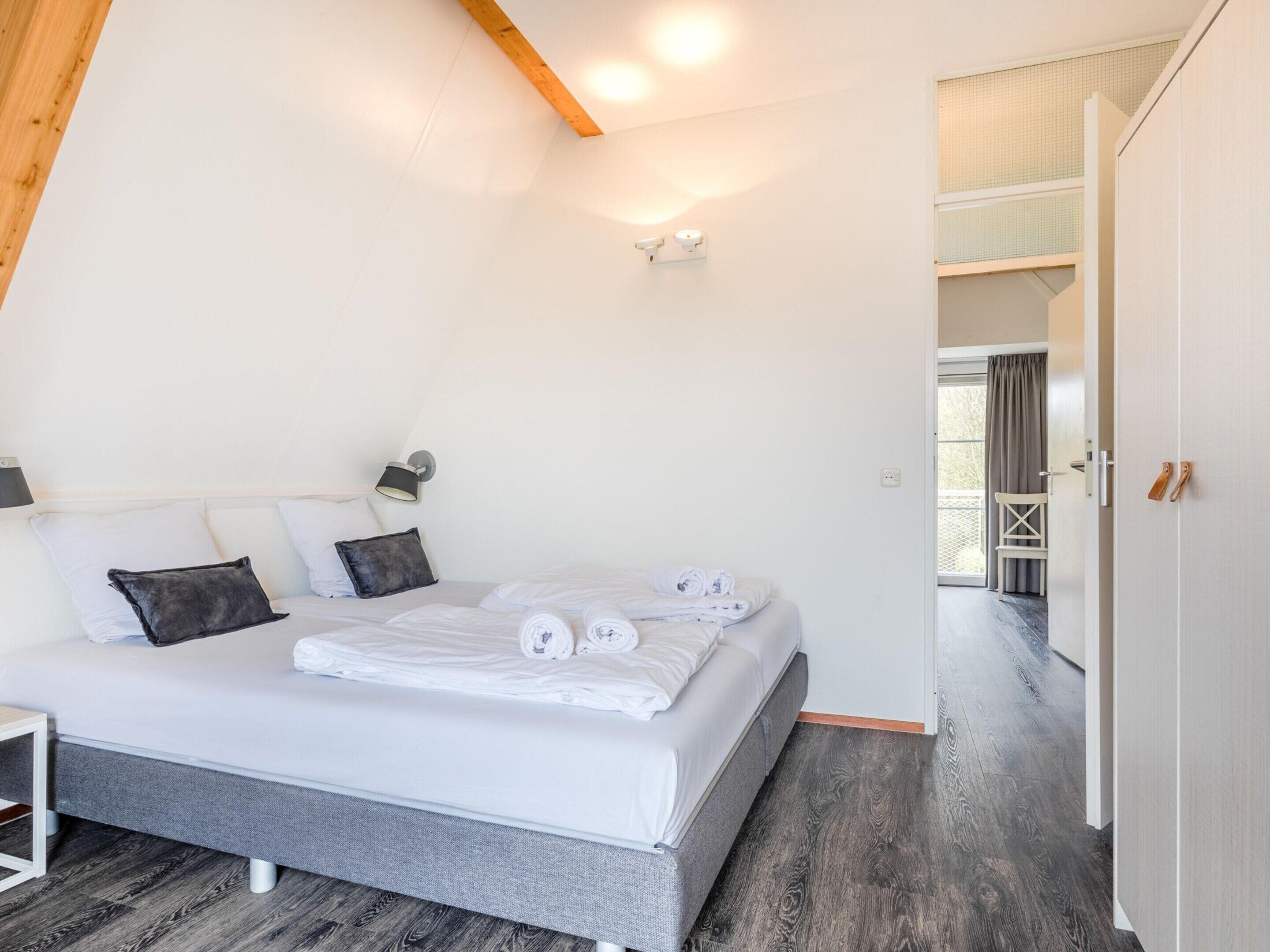Villa | 2 bedrooms, individually furnished, bed sheets