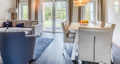 Villa in Banjaard Near Sandy North Sea Beach