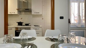 Private kitchen - Three-Bedroom Apartment - Rosanna's House (Monopoli)