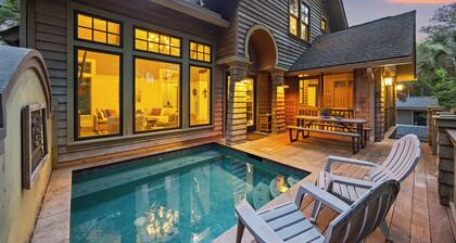 West Beach Kiawah on Surfscoter! POOL, Close to Beach, Private Setting, Foosball, Luxury Home!