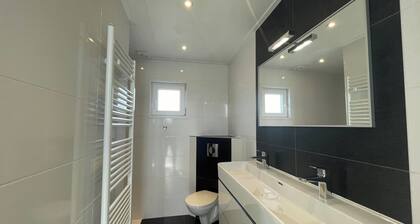 6-guest Stylish Chalet in De Rijp