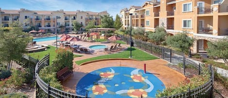 Udendørs pool, opvarmet pool