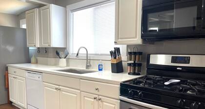 New List Special!!! Newly Remodeled Historic Charm 4b - 2b Centrally Located
