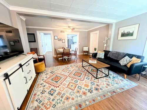 New List Special!!! Newly Remodeled Historic Charm 4b - 2b Centrally Located 