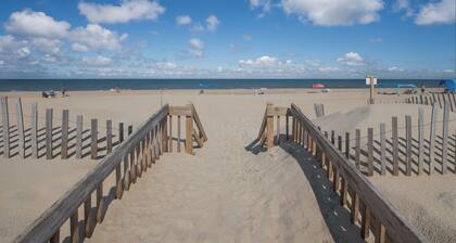 7081- Sea View, Oceanfront condo in Rodanthe!