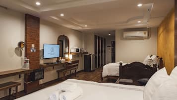 客房內保險箱、遮光布/窗簾、免費無線上網