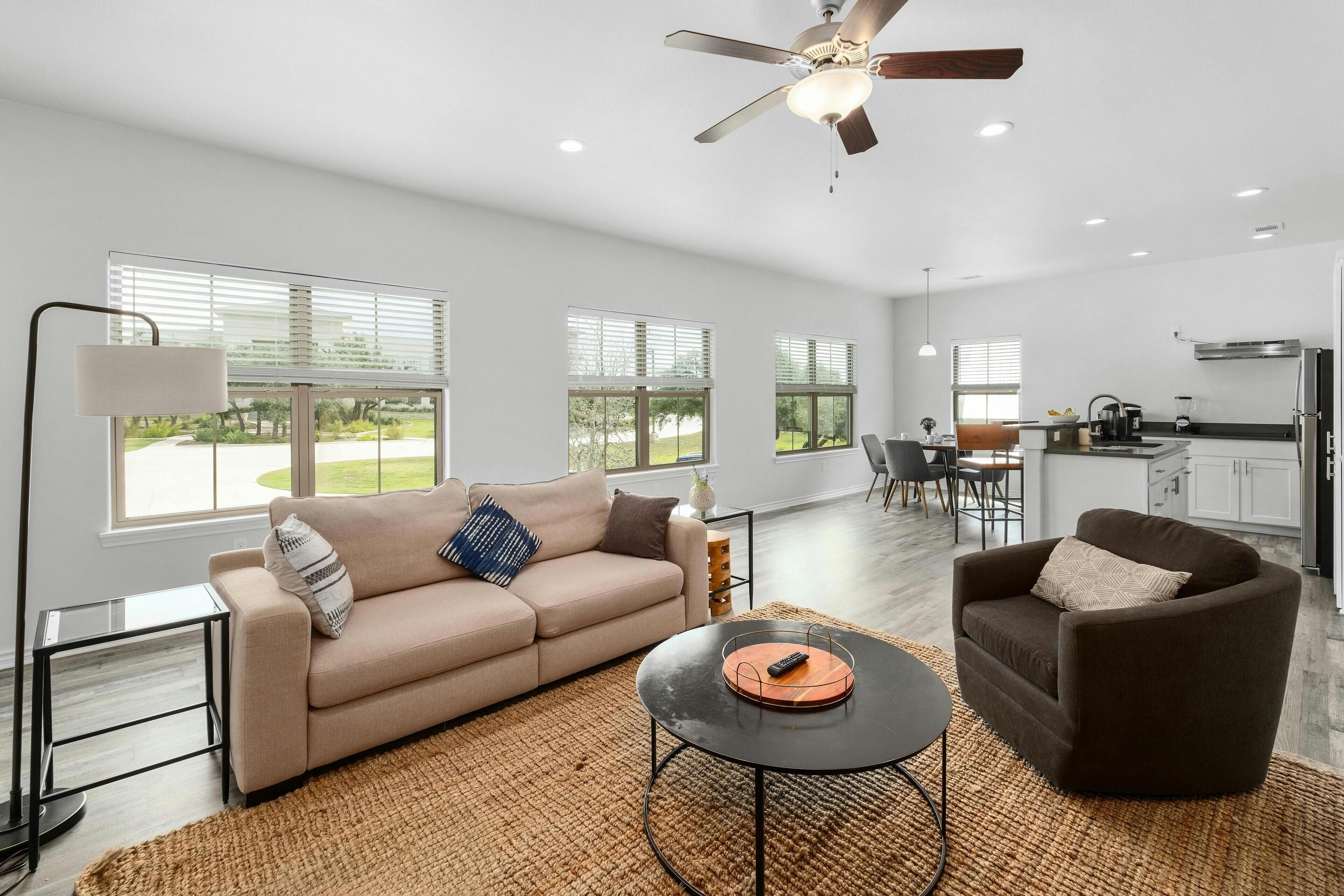 Dripping Springs Silver Creek Condo Holmes C- 4 Bedroom Unit