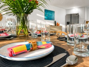 Dining - Villa Palma: Heart of Miami | 5 min to Miracle Mile (Miami)