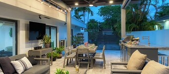 FIFA Perfect | Villa Palma: Heart of Miami | 5 min to Miracle Mile