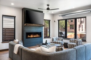 Interior - New! Bella Alta Luxury Escape - Sleeps 8 (Whitefish)