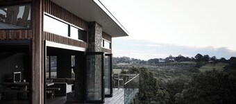 The Dairy - Luxe country home in the Lennox Head and Byron Bay hinterland