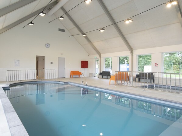 Chalet | Pool | Outdoor pool - Cozy Glamping in Mierlo (Mierlo)