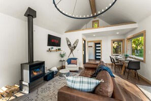 TV connectée, cheminée