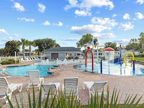 Innenpool, Außenpool