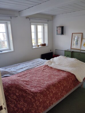2 bedrooms - Holiday cottage with a 90-degree sea view (Ærøskøbing)