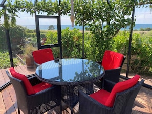 Outdoor dining - Outstanding close to nice beachh (Karrebæksminde)