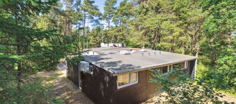 Lovely summer house with sauna and terrace