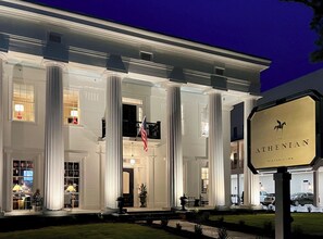 Exterior detail - Luxury Private Suite in Boutique Historic Inn The Athenian- Downtown Location (Athens)