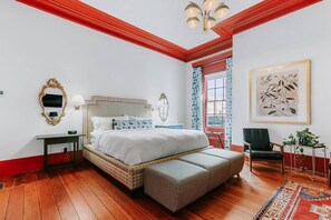 2 室のベッドルーム、アイロン / アイロン台、WiFi、ベッドシーツ