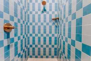 Shower, hair dryer, towels - Luxury Private Suite in Boutique Historic Inn, The Athenian- Downtown Location (Athens)