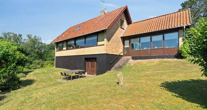 Cosy house near forest and coast