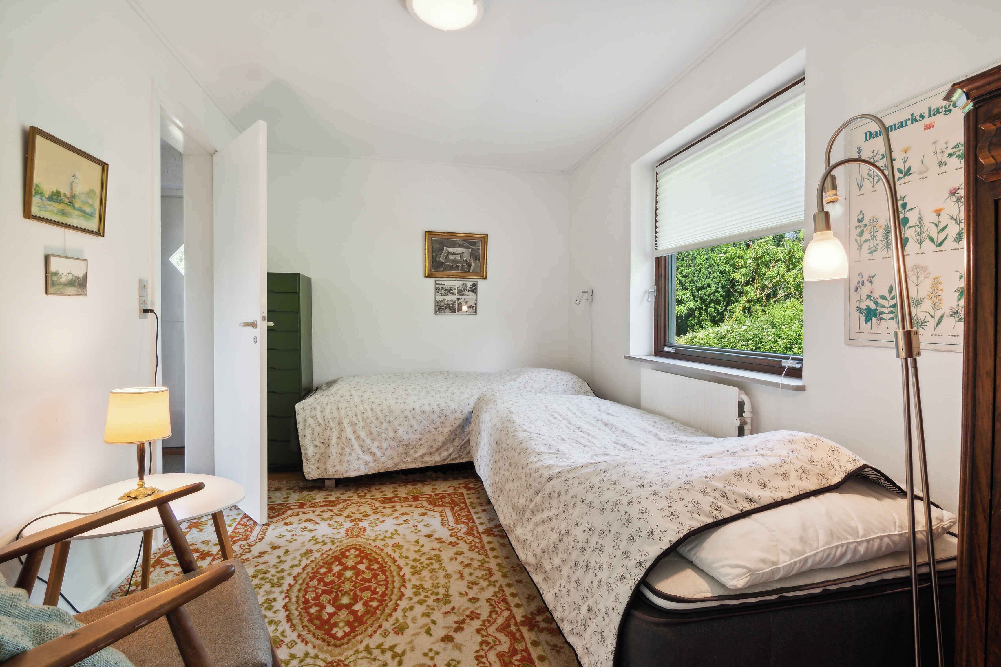 3 bedrooms, iron/ironing board, free WiFi