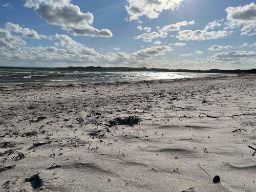 Cosy Summer Cottage glose to sandy Beach